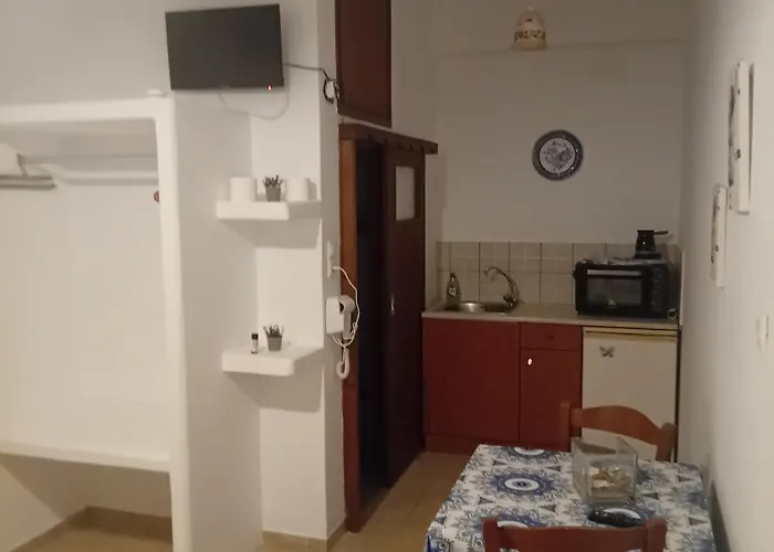 Mouria B 키트노스